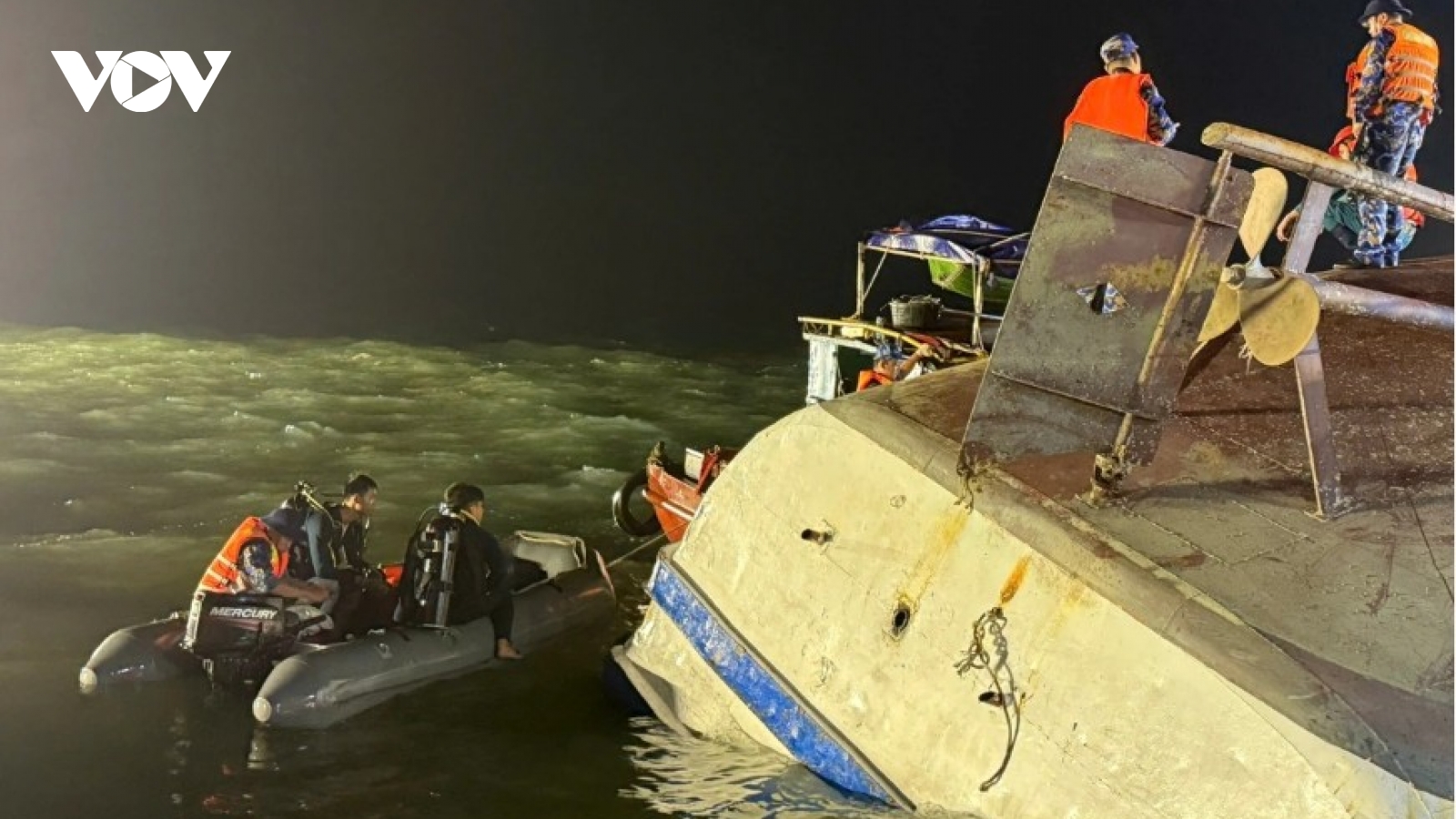 Ha Long boat capsizing: 35 confirmed dead, 10 rescued as sunken vessel recovered